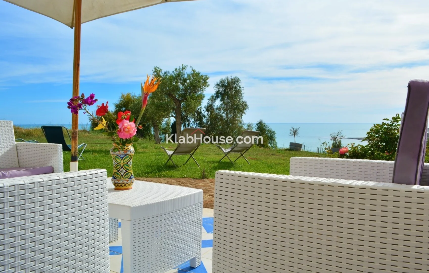 Villa Giardini di Limoni - CAMELIA by KlabHouse